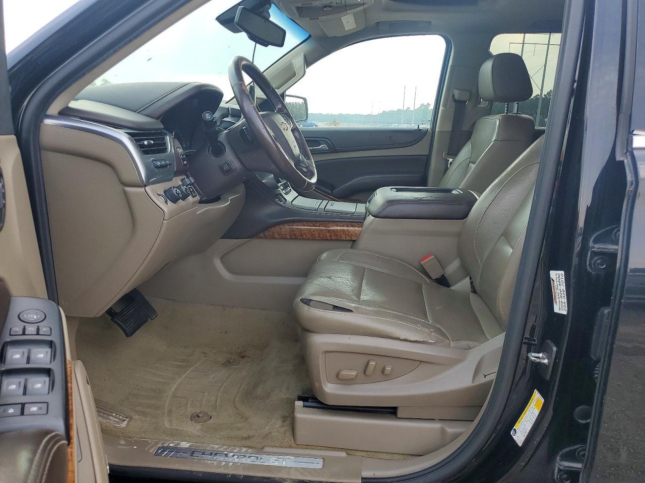 2018 Chevrolet Suburban K1500 Premier - Image 7