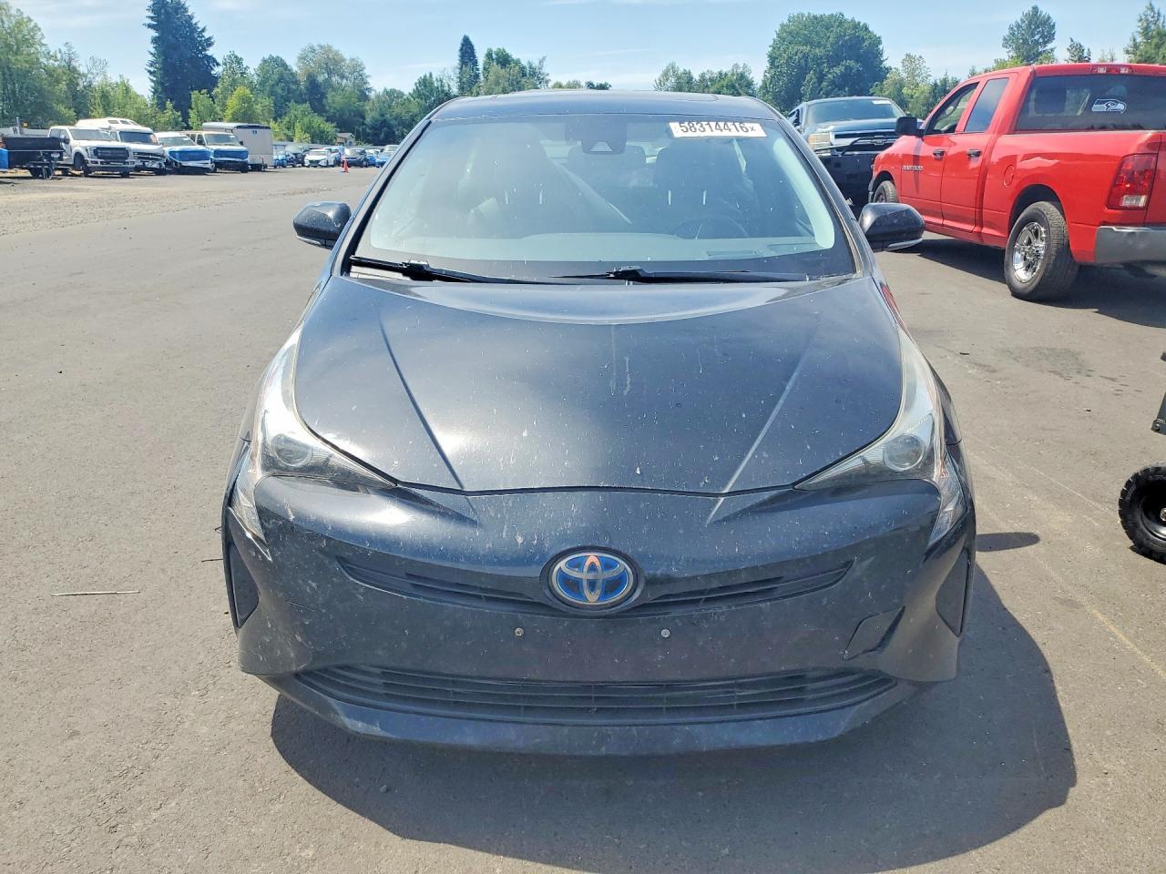 2016 Toyota Prius Four - Image 5
