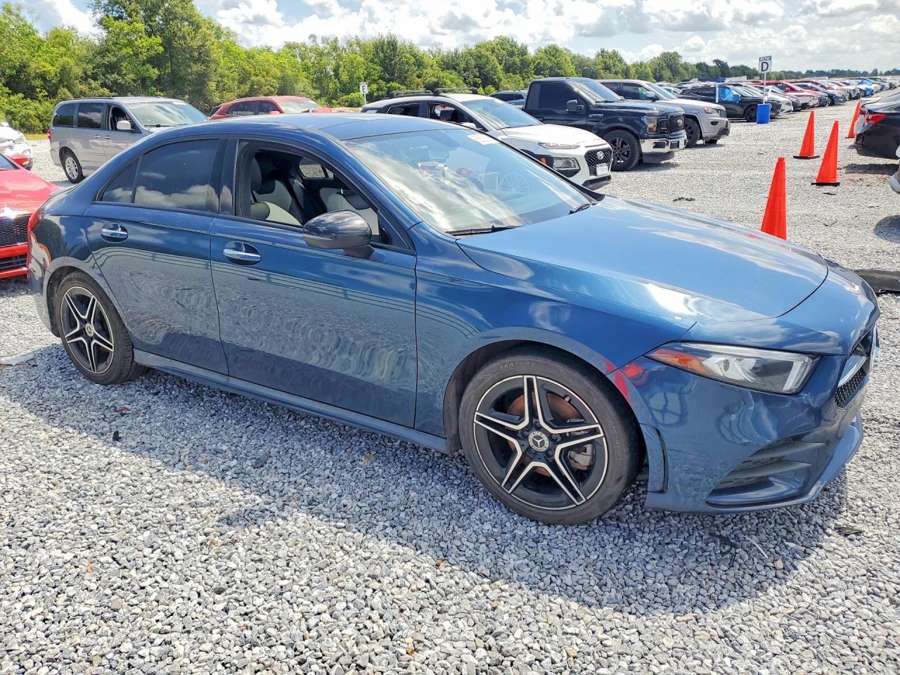 2022 Mercedes-Benz A 220 - Фото 4
