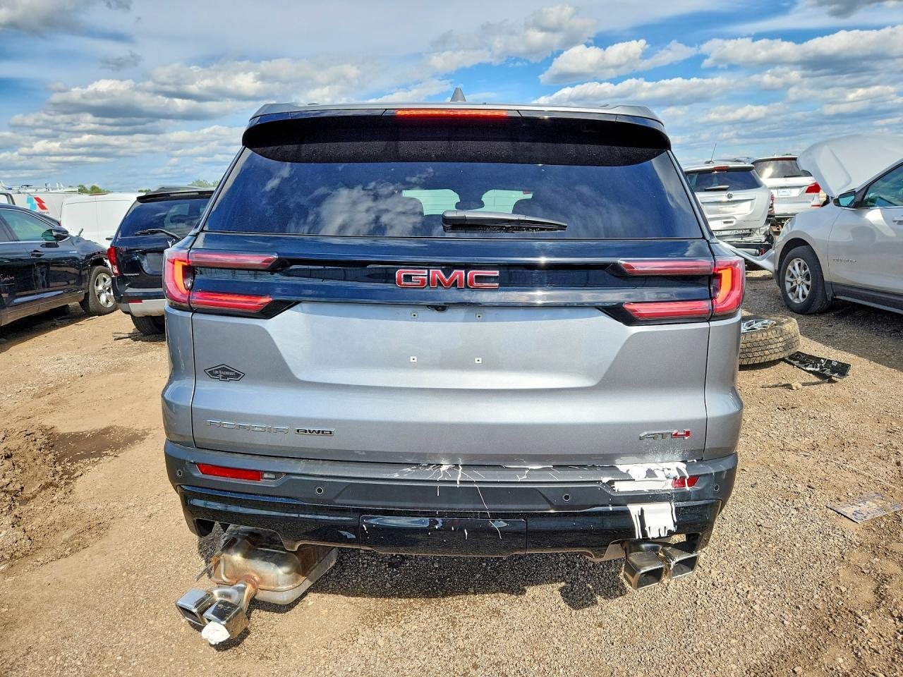 2025 GMC Acadia At4 - Фото 6