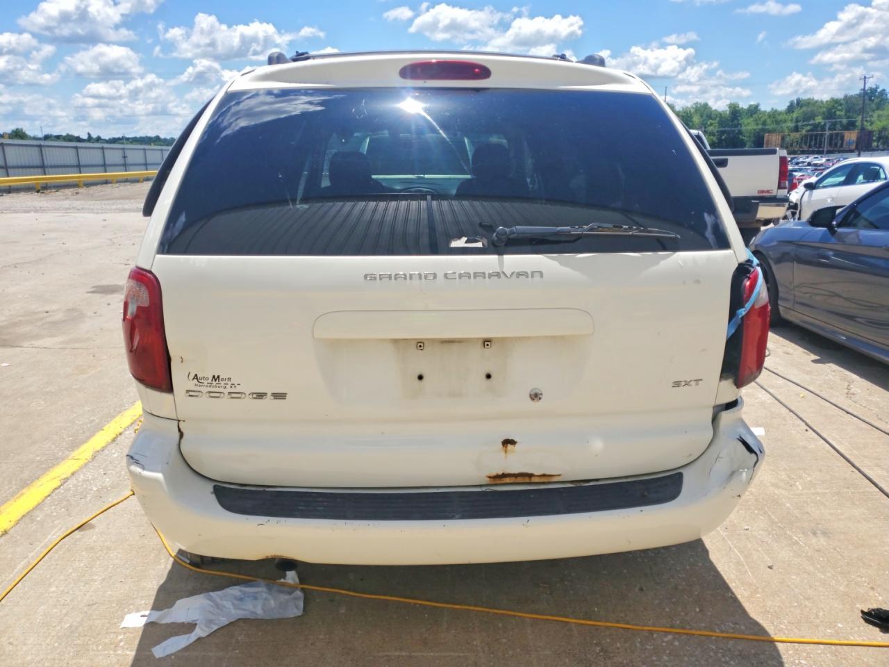 2005 Dodge Grand Caravan Sxt - Фото 6