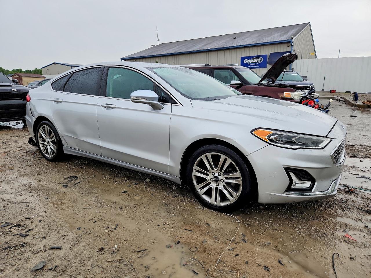 2020 Ford Fusion Titanium - Фото 4