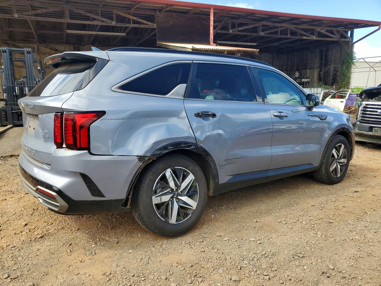 2021 Kia Sorento S - Image 3