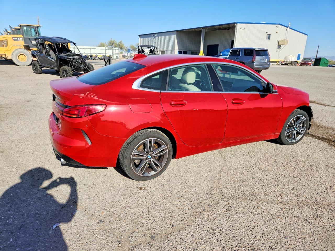 2022 BMW 228I - Фото 3