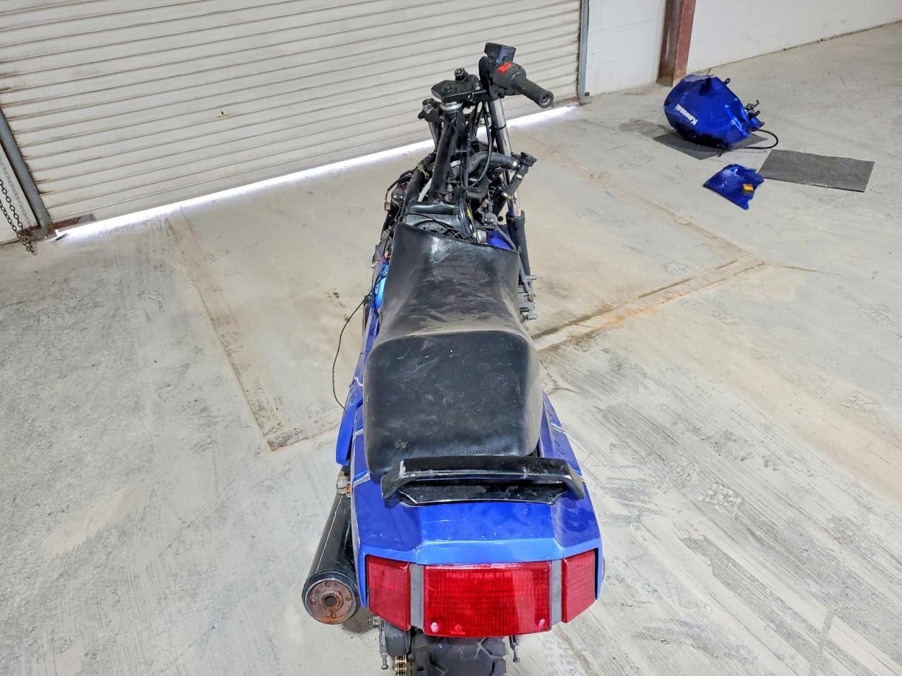2004 Kawasaki Motocycle - Фото 6