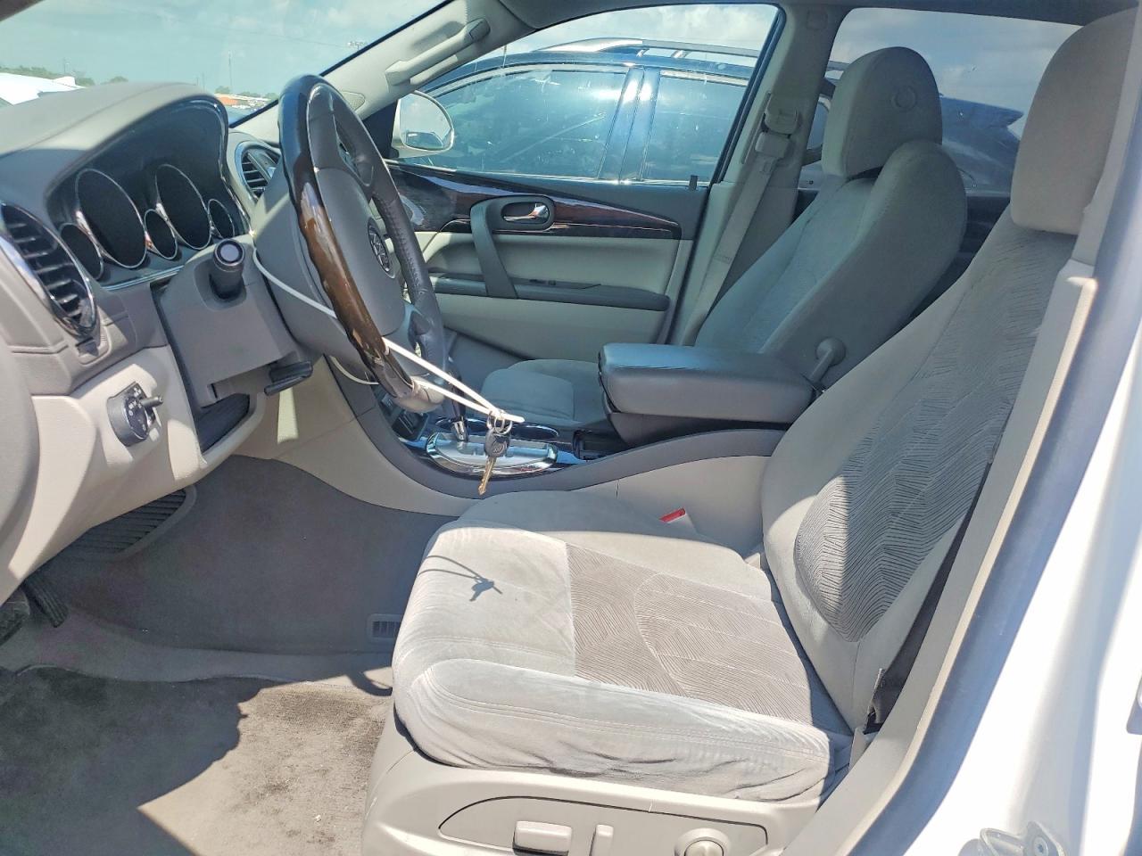 2017 Buick Enclave - Image 7
