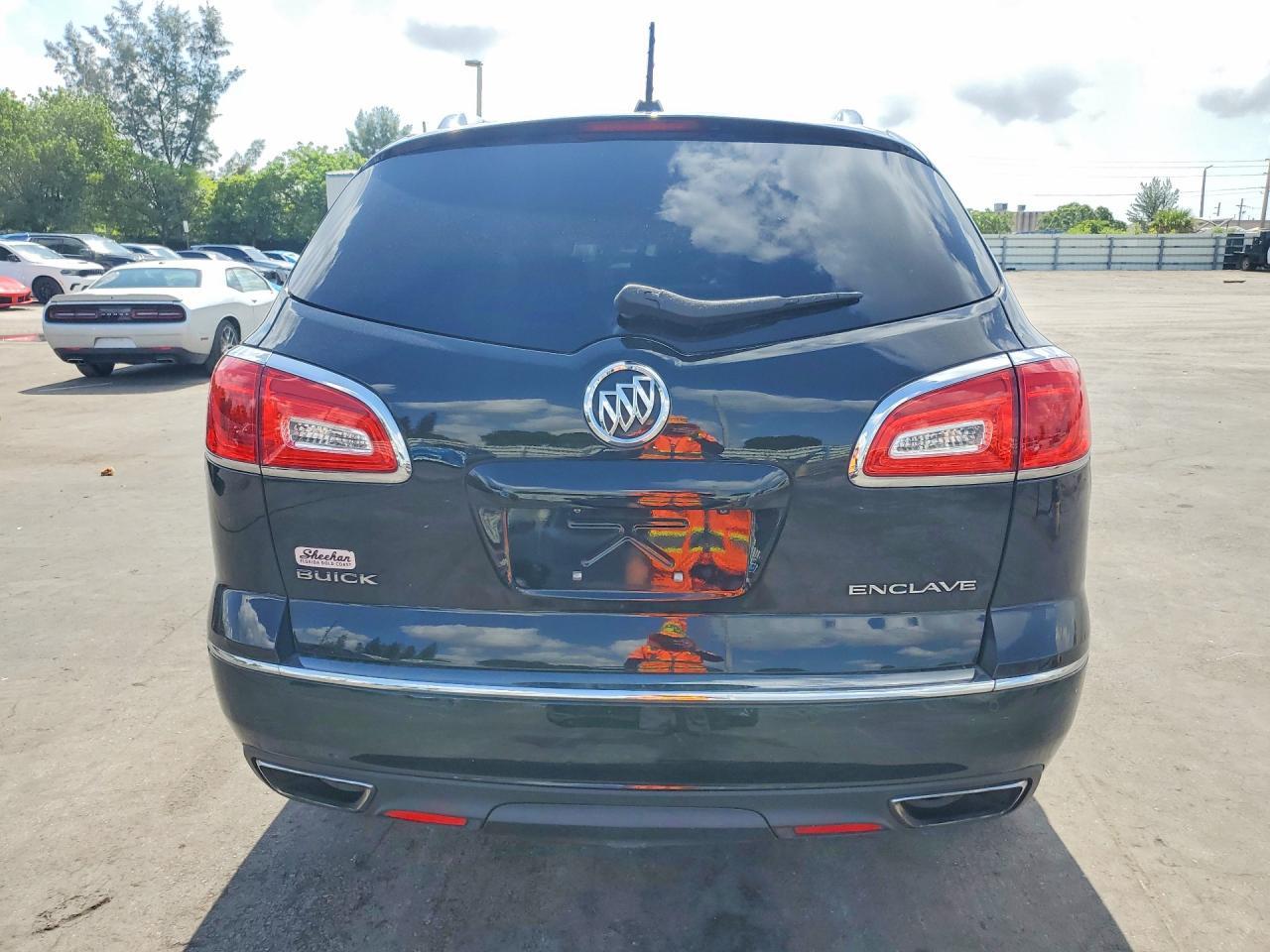 2017 Buick Enclave - Image 6