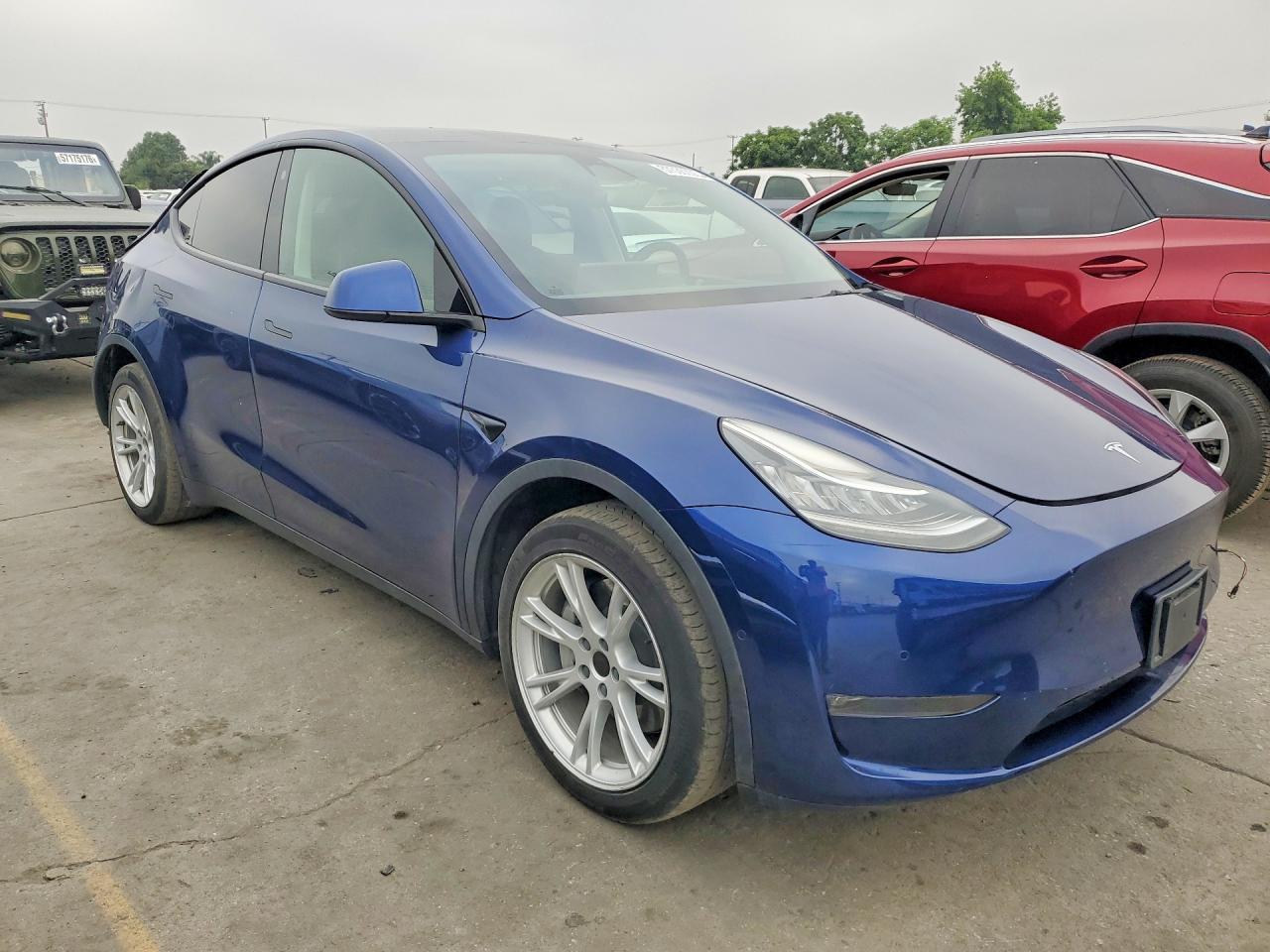 2022 Tesla Model Y - Image 4