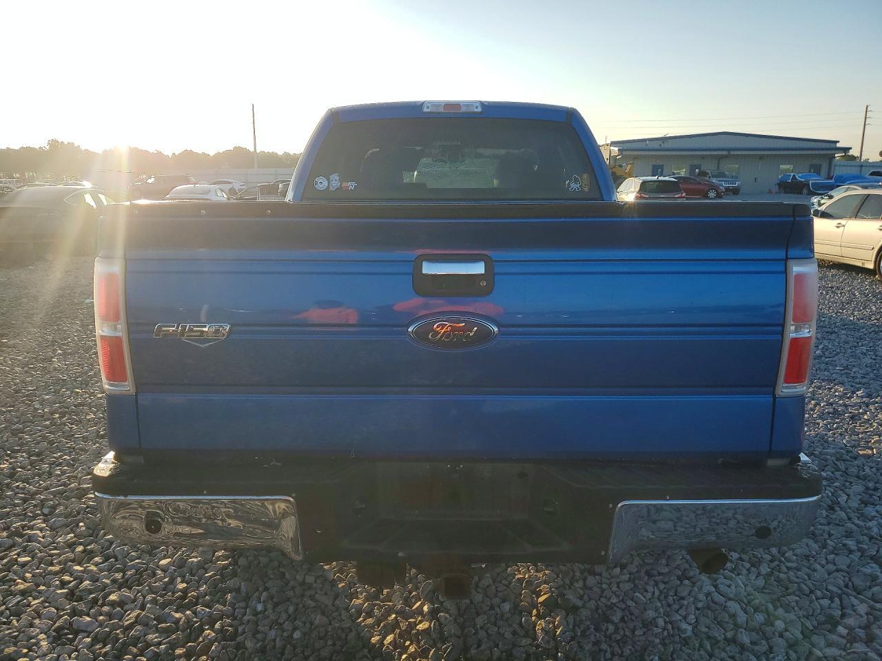 2009 Ford F150 Super Cab - Image 6