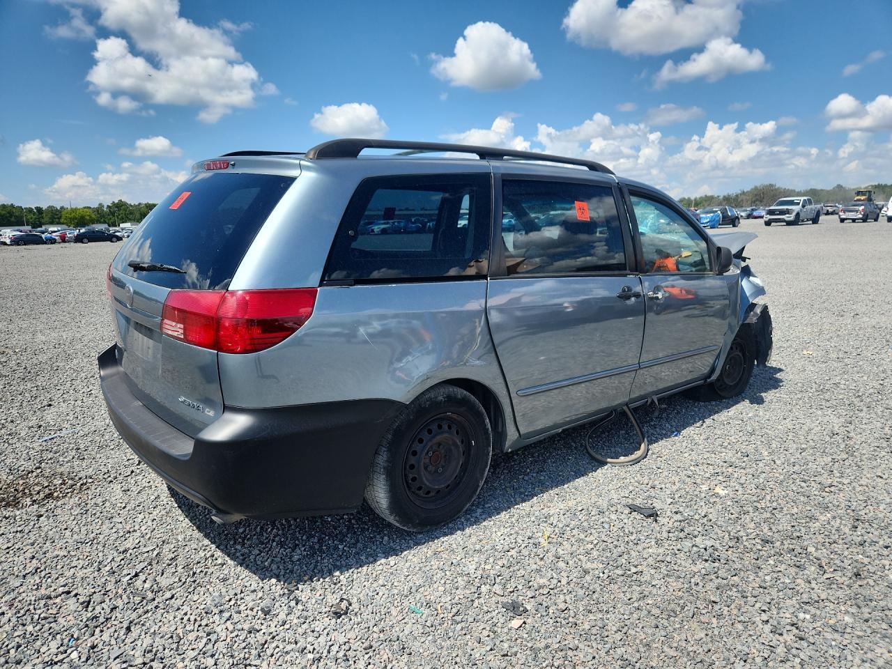 2004 Toyota Sienna Ce 8 Passenger - Фото 3