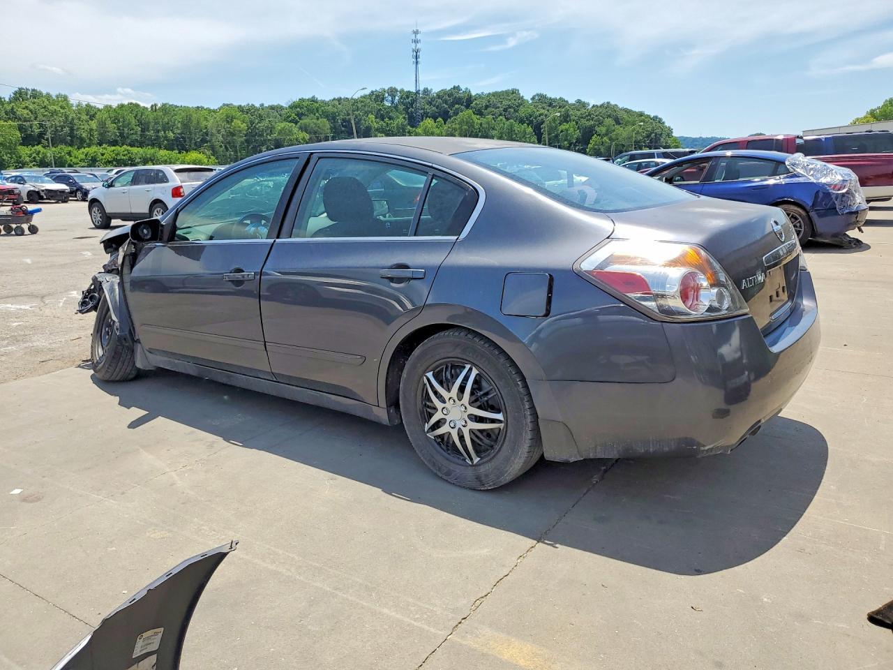 2009 Nissan Altima 2.5 - Фото 2
