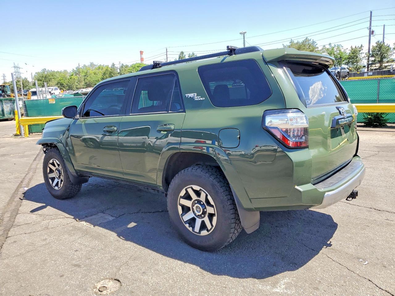 2022 Toyota 4Runner Trd Off-Road - Фото 2