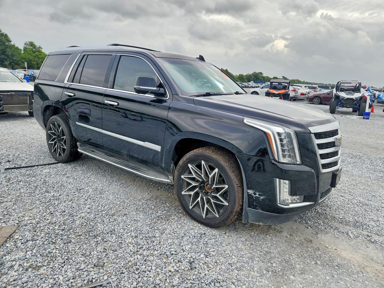 2016 Cadillac Escalade Premium - Image 4
