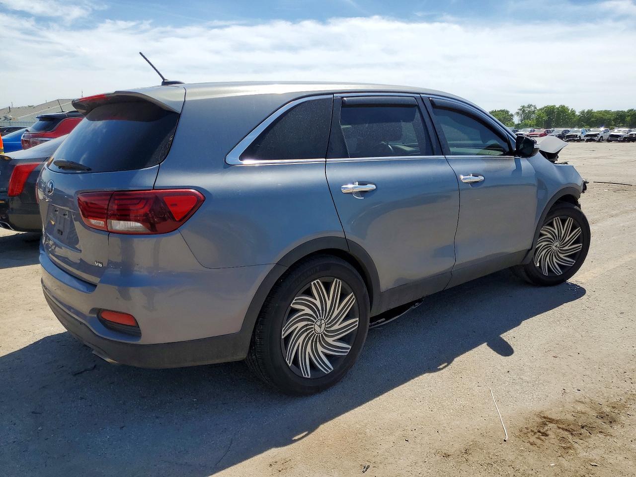 2020 Kia Sorento S - Image 3