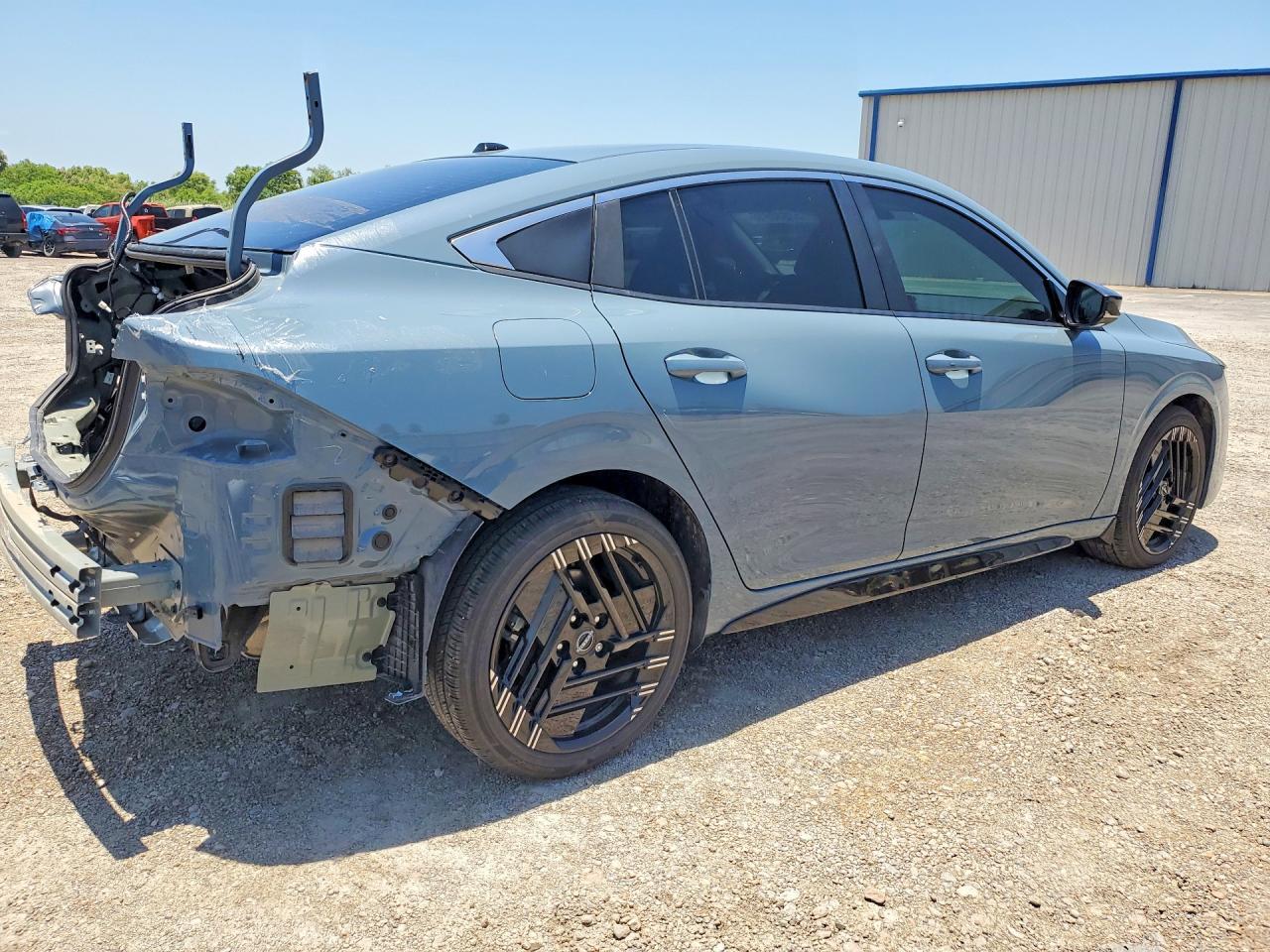2026 Nissan Sentra Sr - Фото 3
