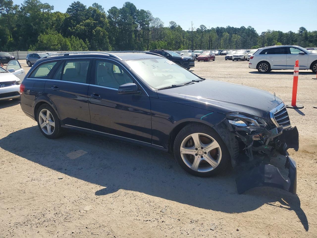 2015 Mercedes-Benz E 350 4Matic - Фото 4