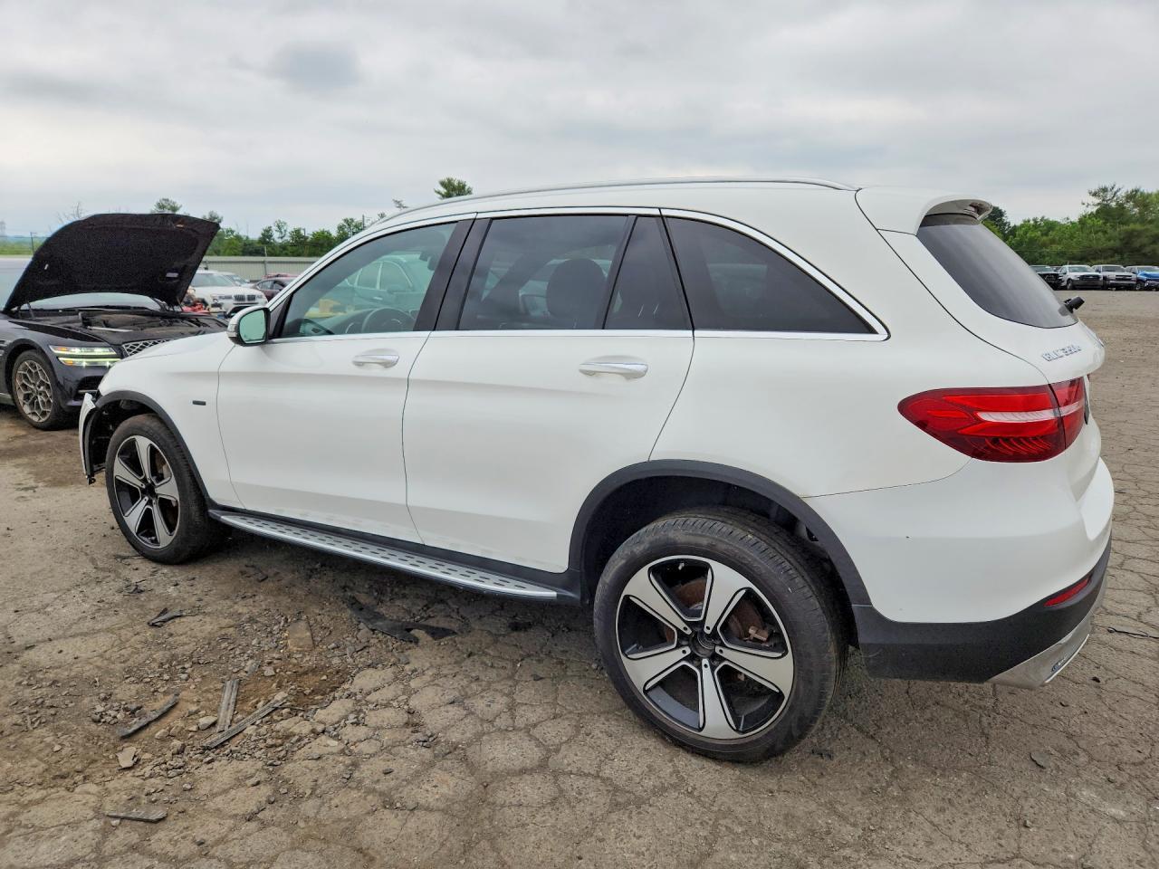 2019 Mercedes-Benz Glc 350E - Фото 2