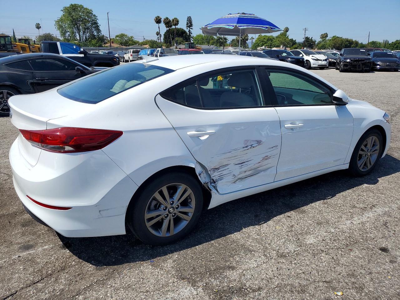 2018 Hyundai Elantra Sel - Image 3