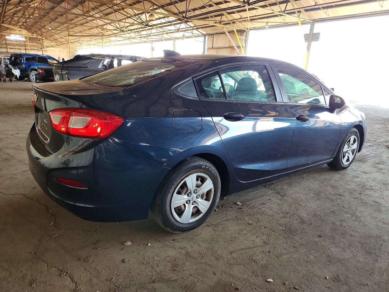 2016 Chevrolet Cruze Ls - Фото 3