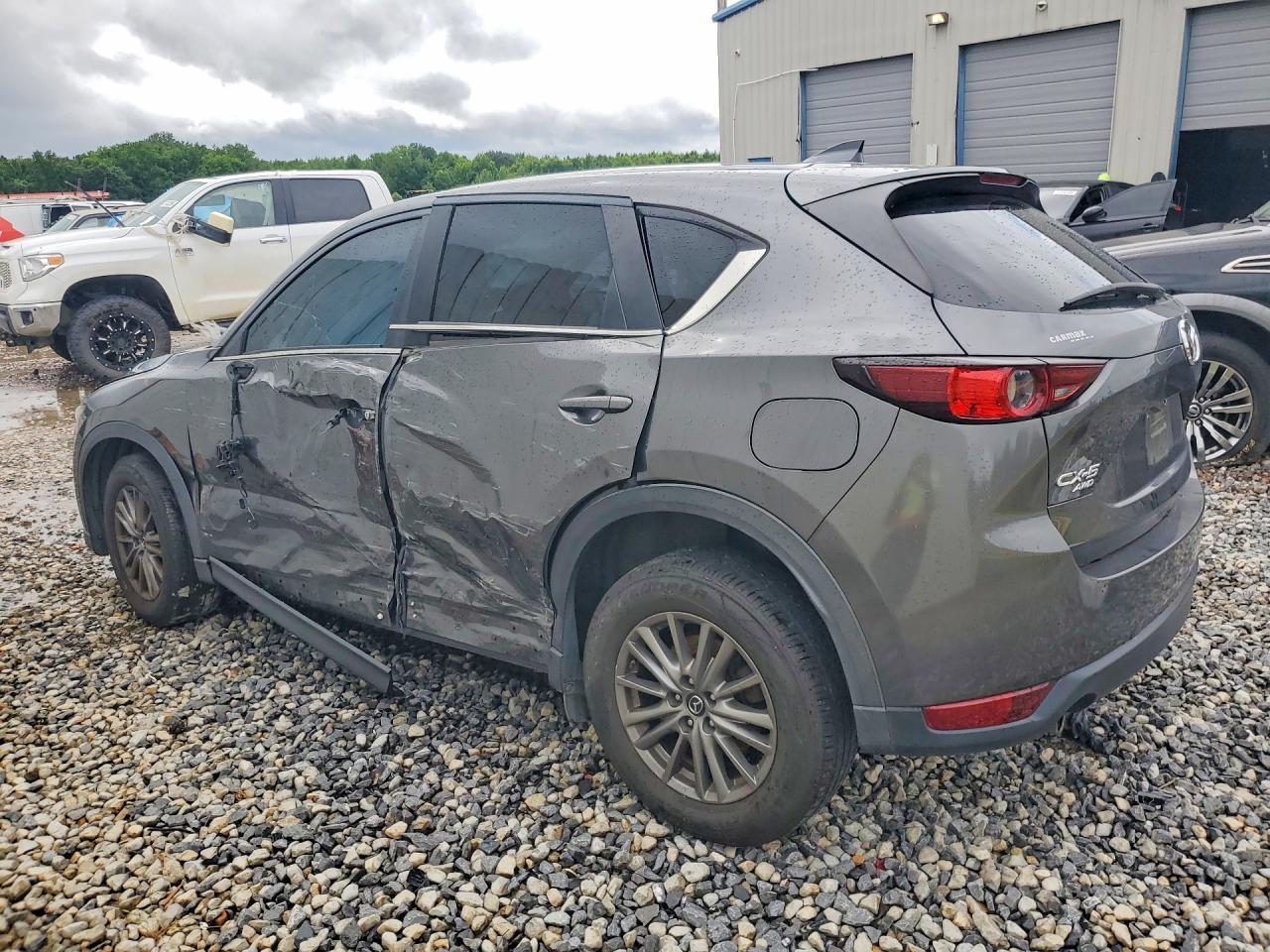 2017 Mazda Cx-5 Touring - Image 2