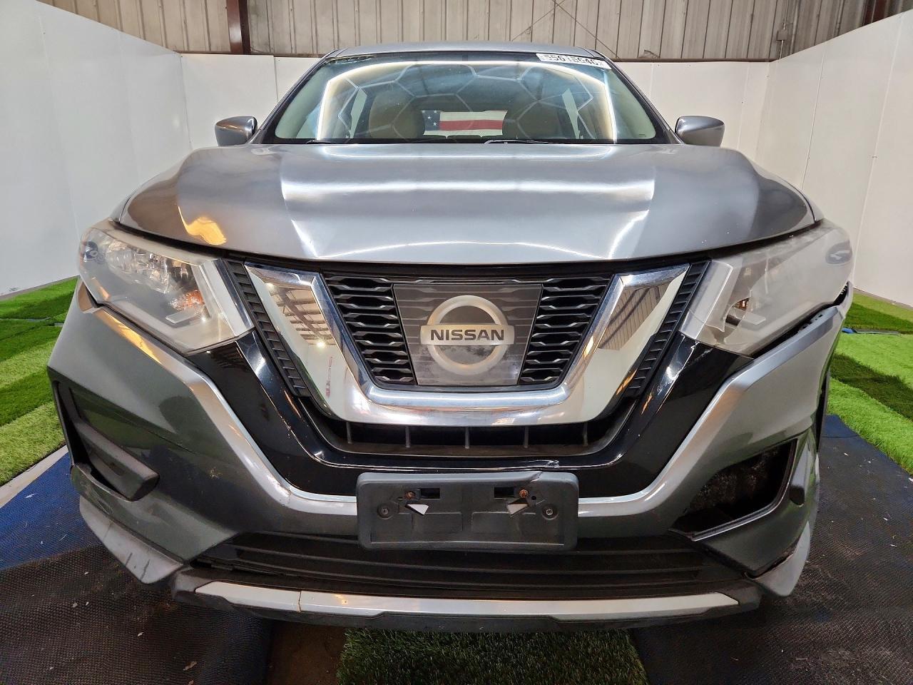 2017 Nissan Rogue S - Фото 5