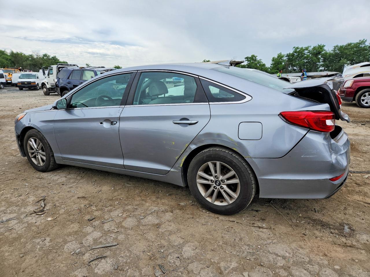 2015 Hyundai Sonata Se - Фото 2