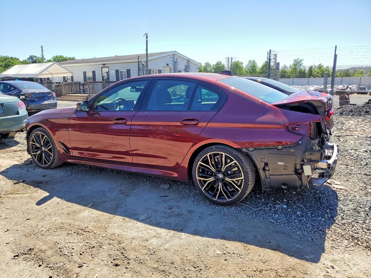 2023 BMW 540 Xi - Фото 2