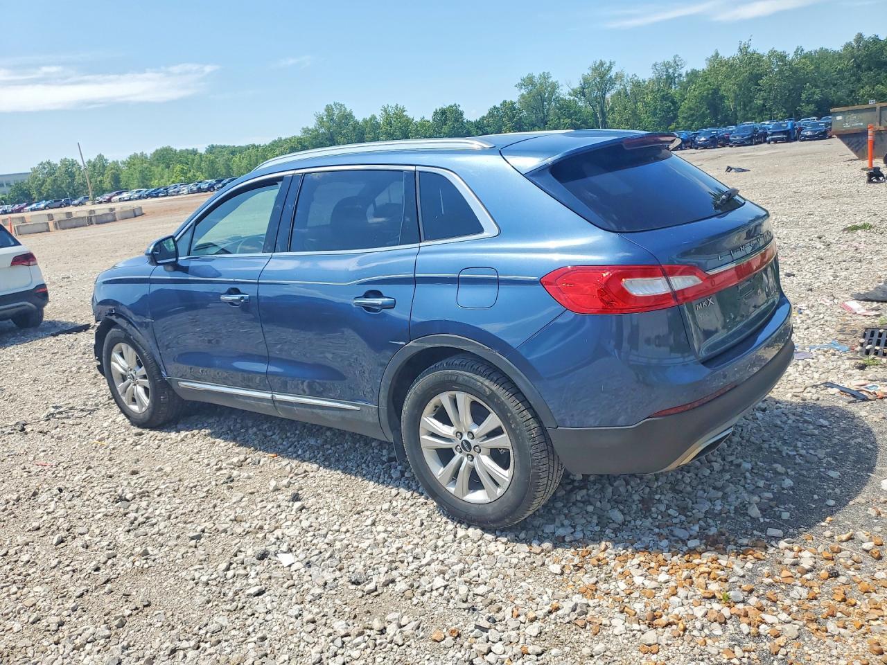 2018 Lincoln Mkx Premiere - Image 2