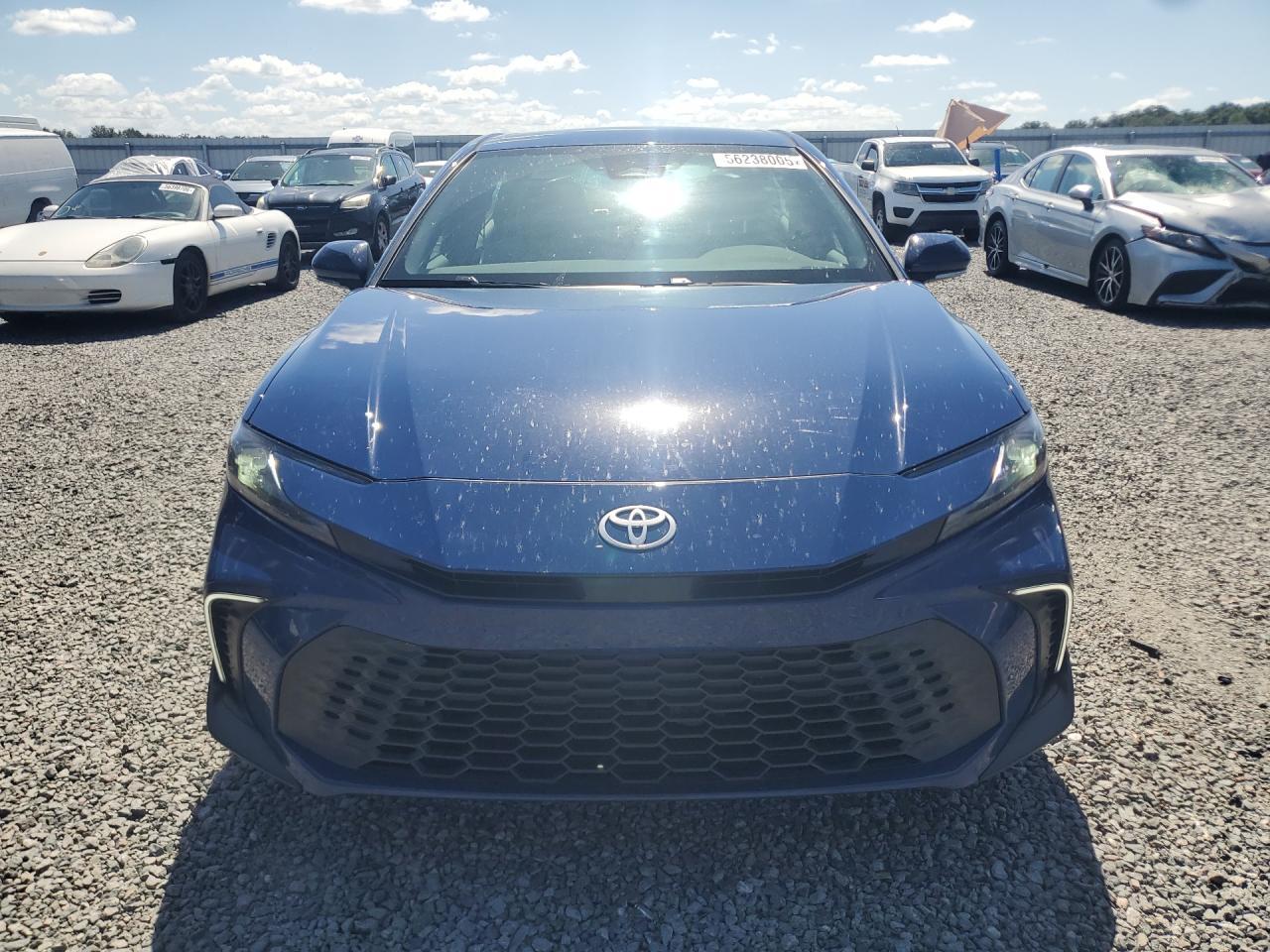2026 Toyota Camry - Фото 5