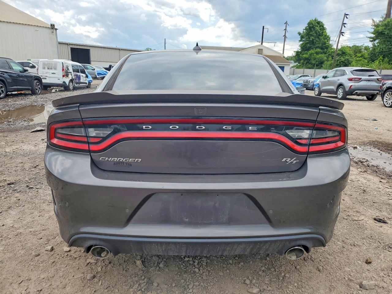 2019 Dodge Charger R - Фото 6