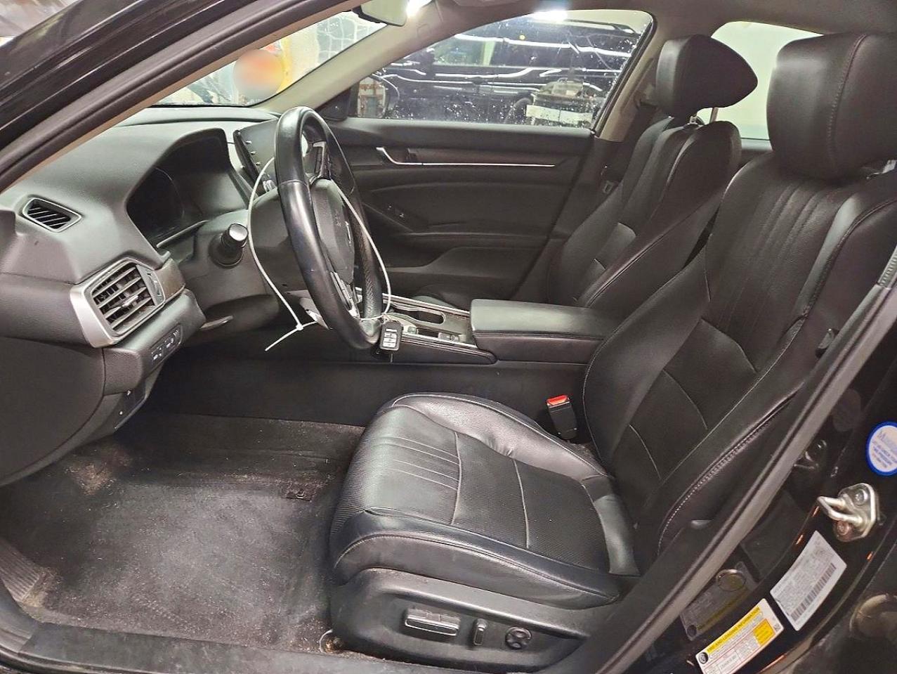 2018 Honda Accord Touring - Image 7