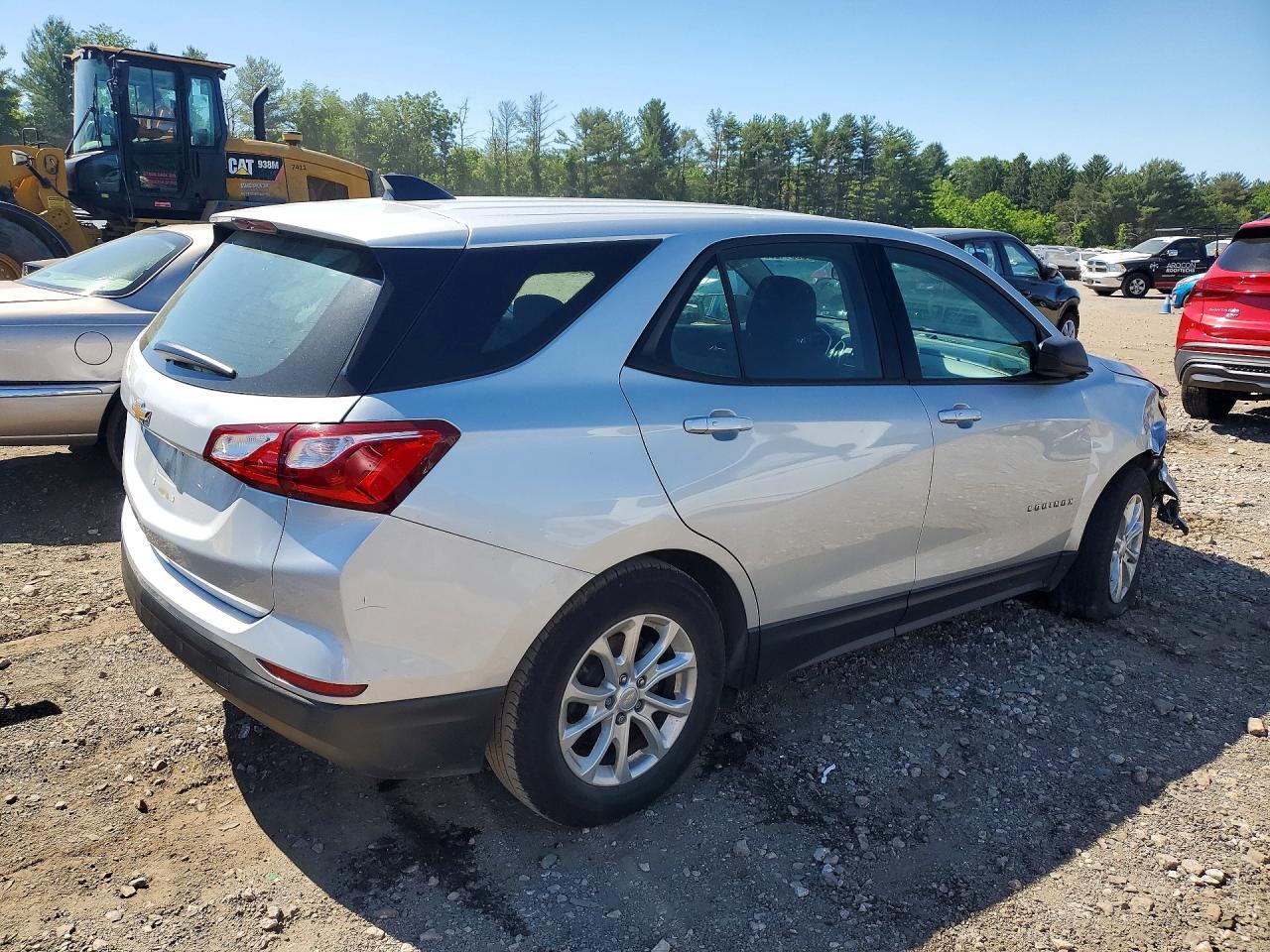 2019 Chevrolet Equinox Ls - Фото 3