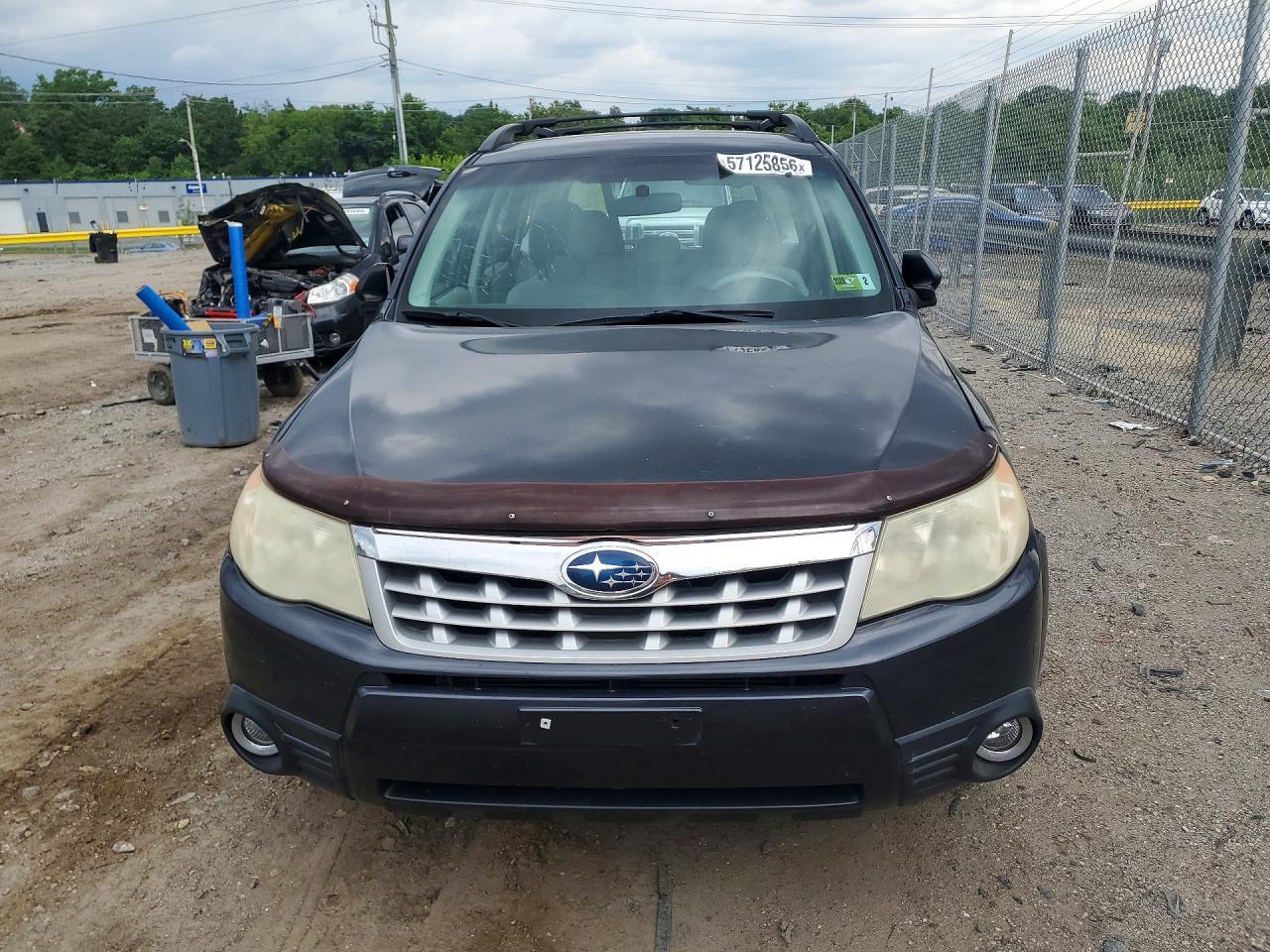 2011 Subaru Forester 2.5X - Фото 5