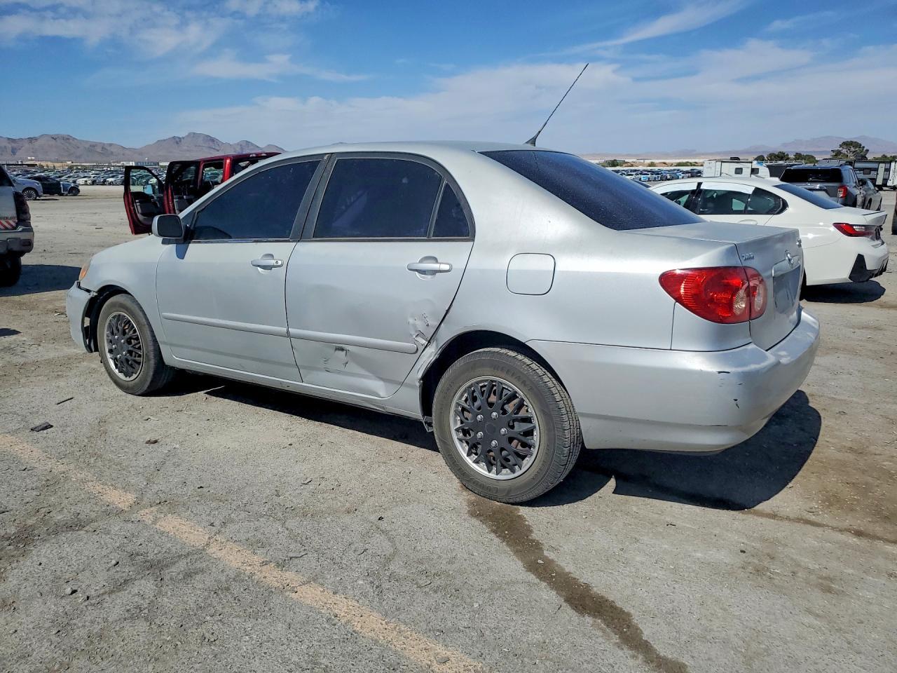 2005 Toyota Corolla Le - Фото 2