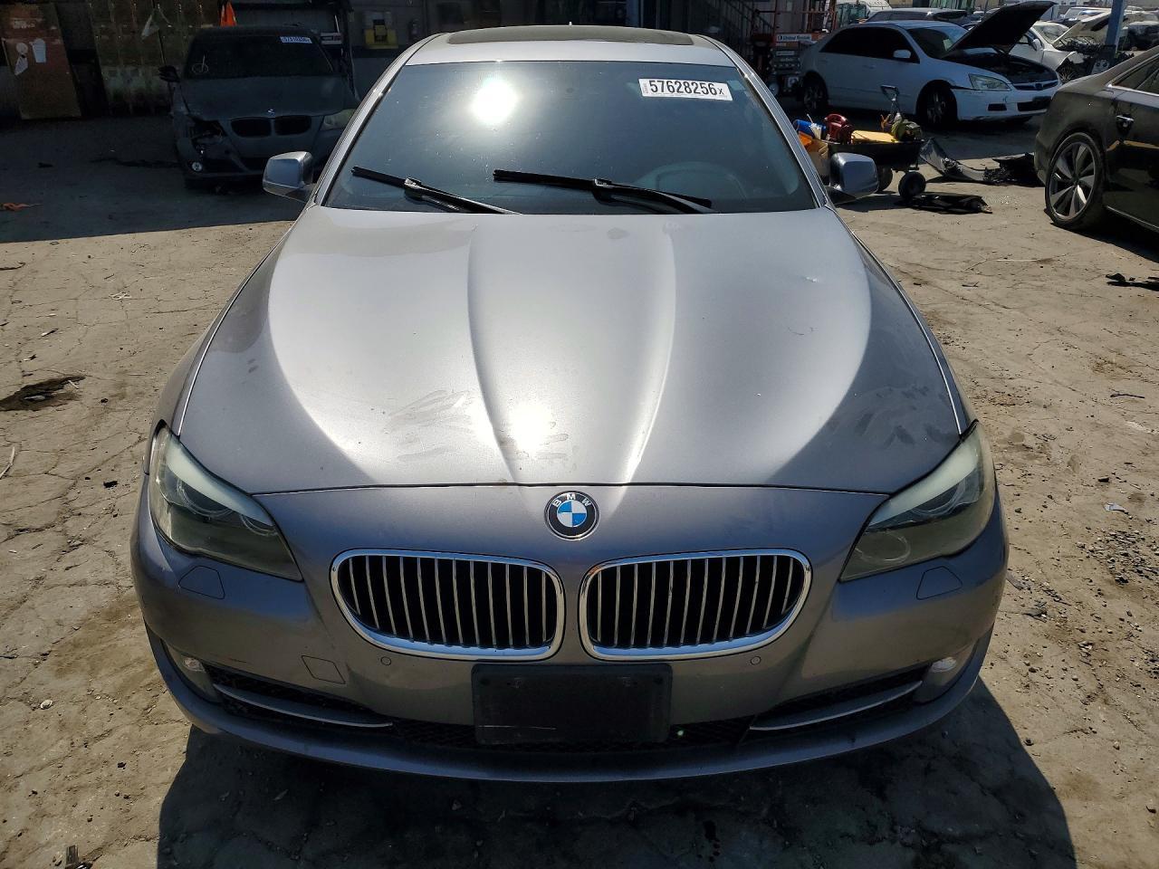 2013 BMW 528 I - Фото 5