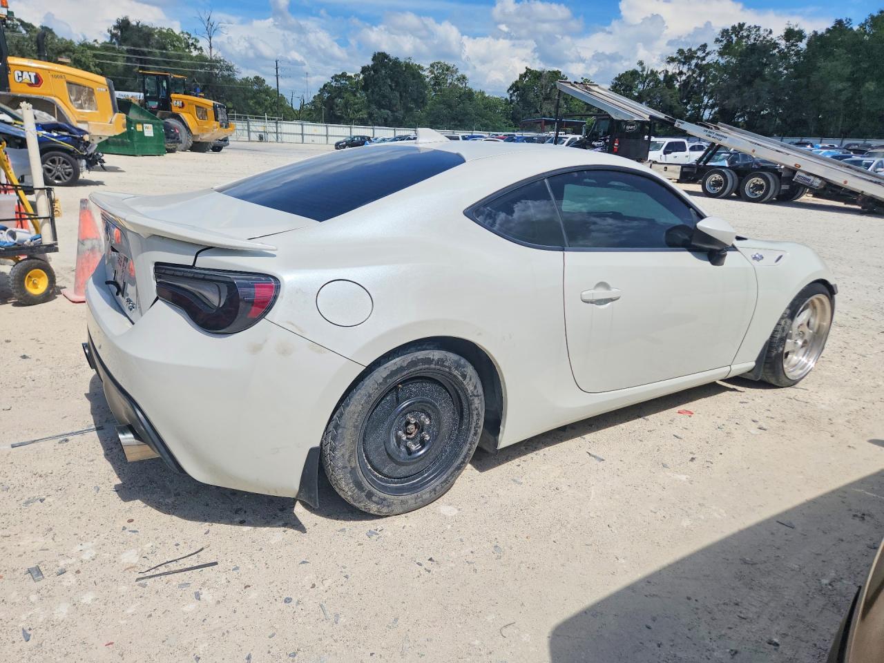 2015 Scion Fr-S Base - Фото 3