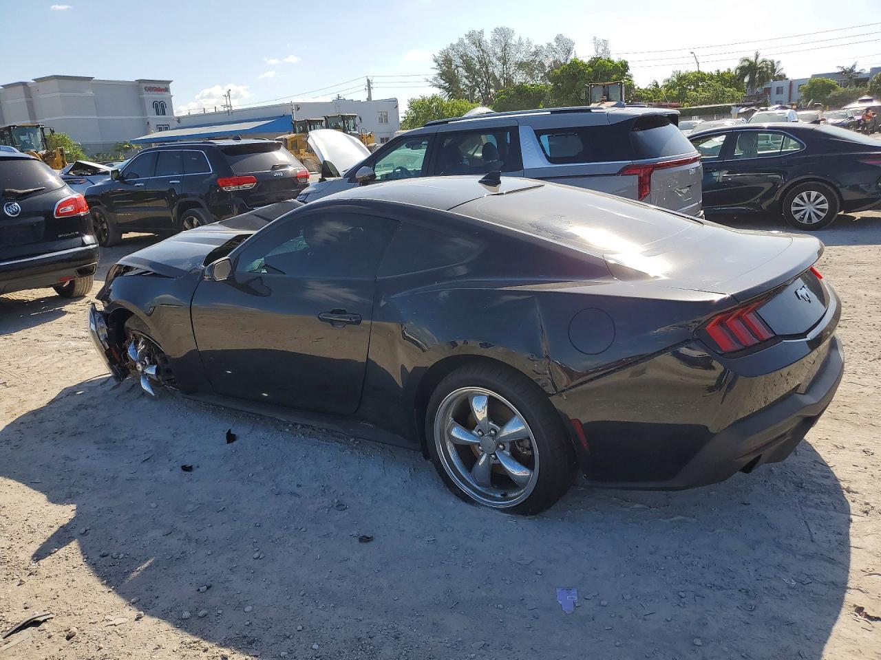 2024 Ford Mustang - Фото 2