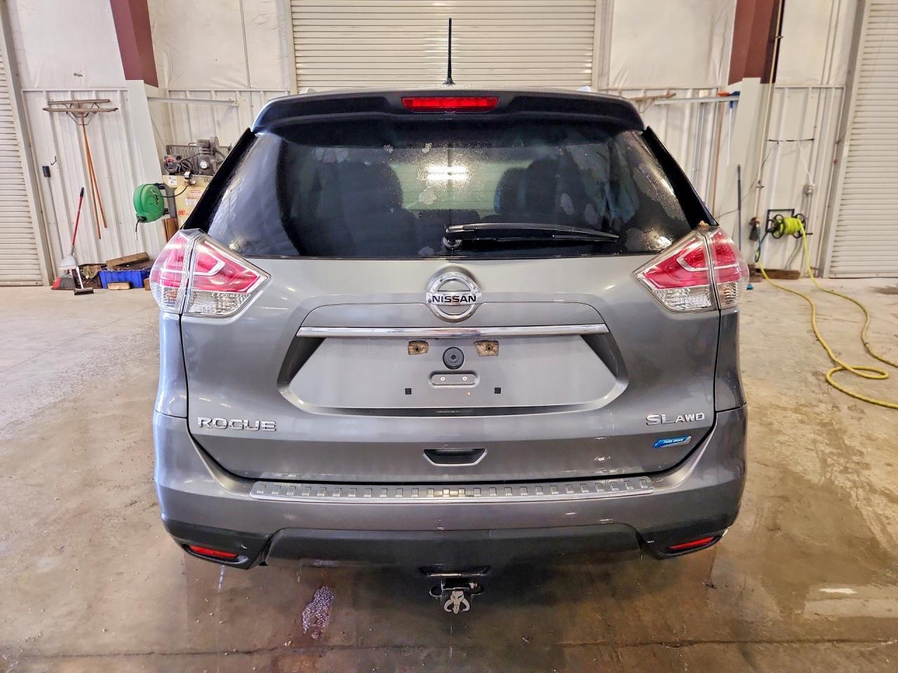 2015 Nissan Rogue S - Фото 6