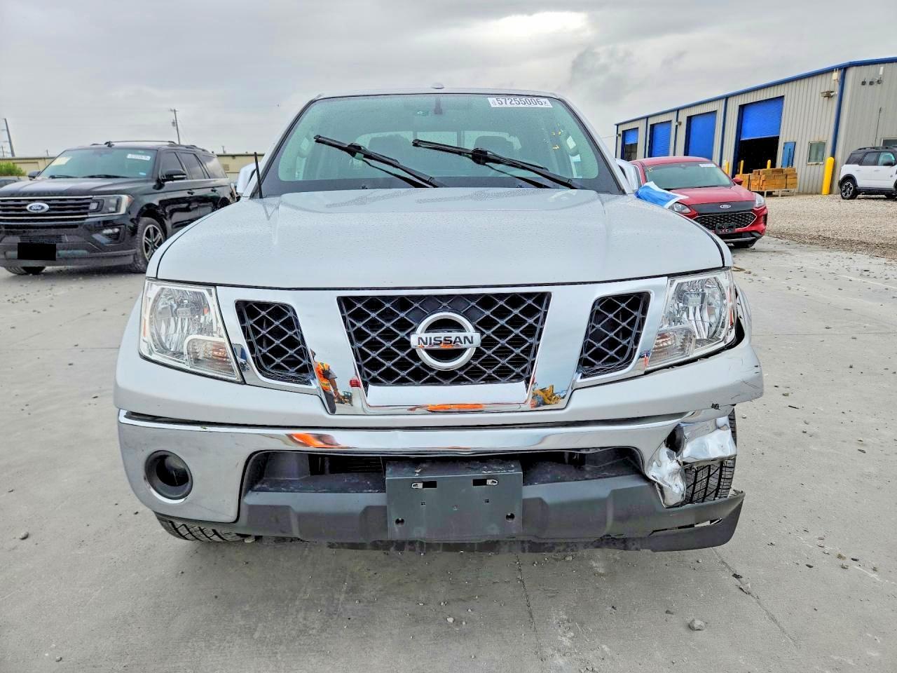 2015 Nissan Frontier Sl - Image 5