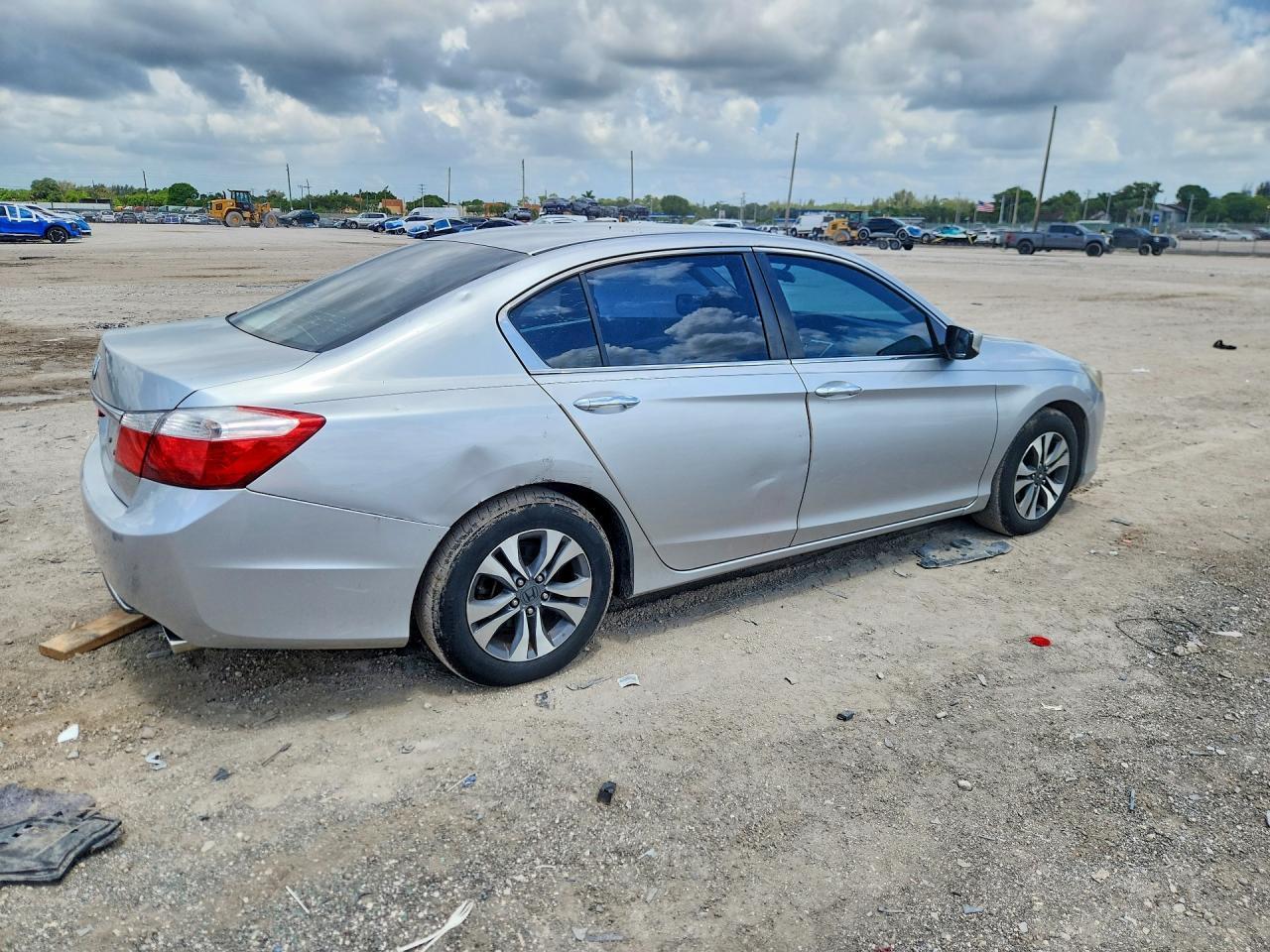 2013 Honda Accord Lx - Image 3