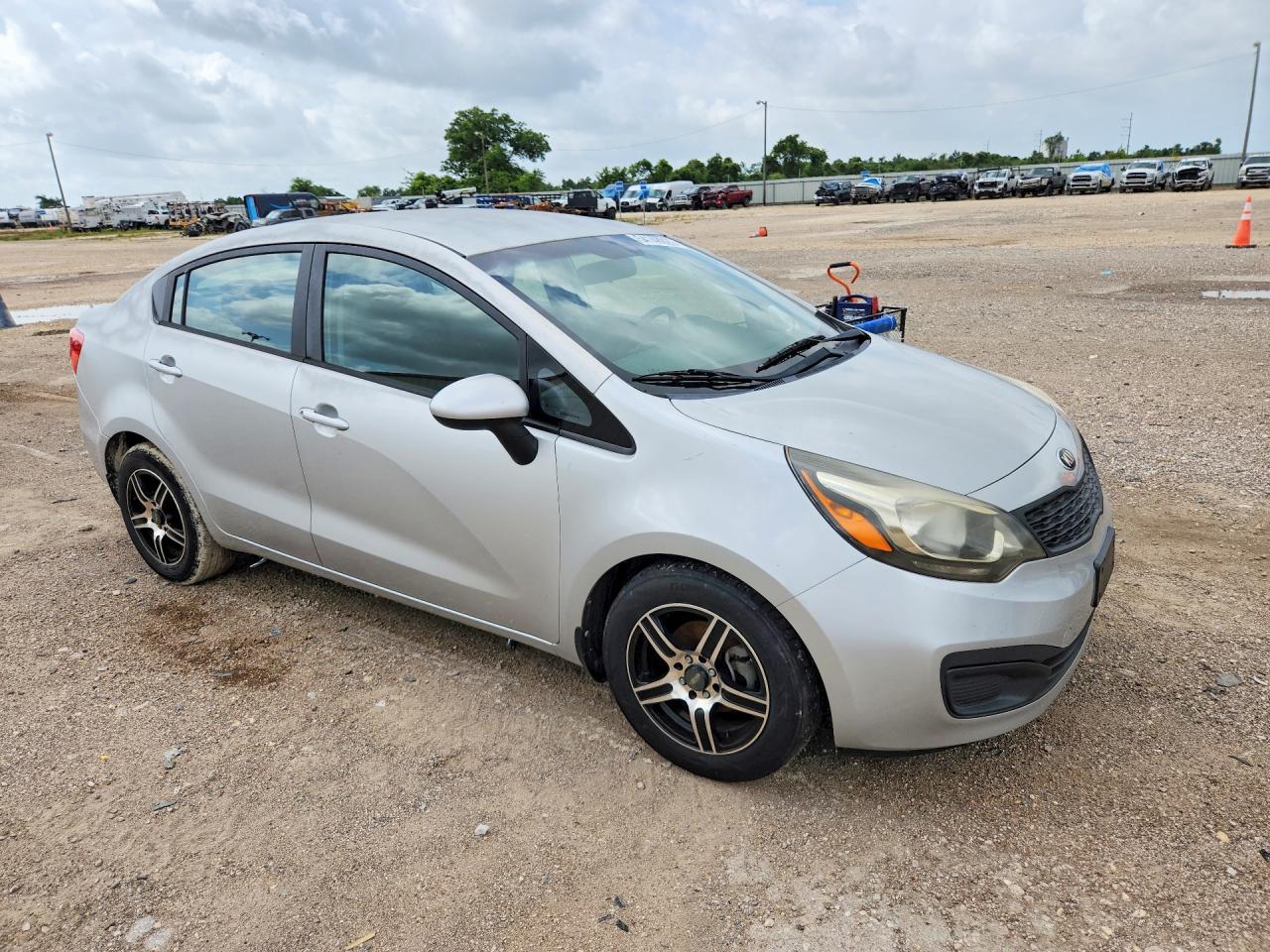 2014 Kia Rio Lx - Фото 4