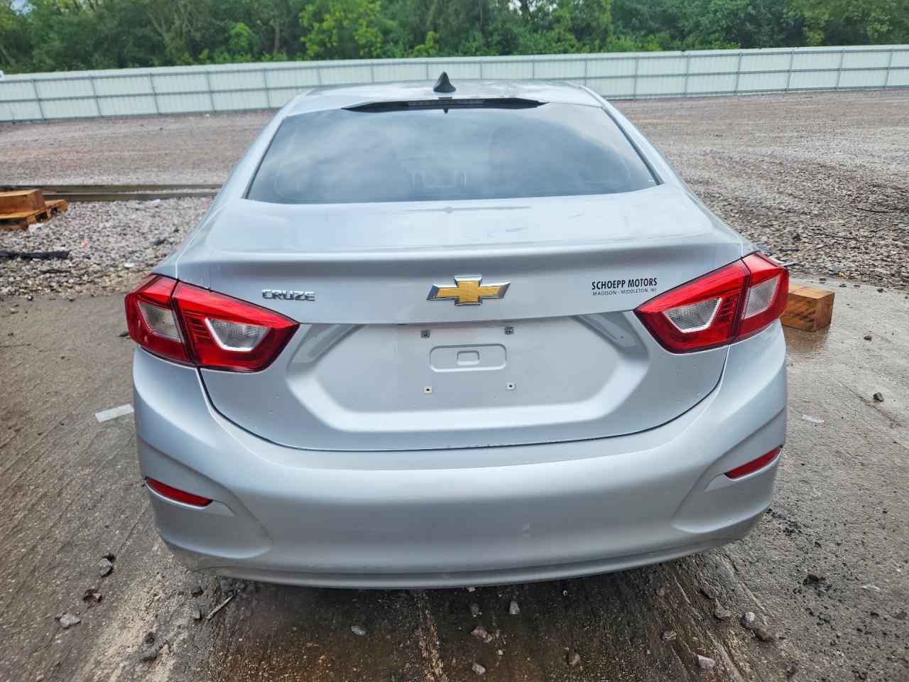 2018 Chevrolet Cruze Ls - Image 6