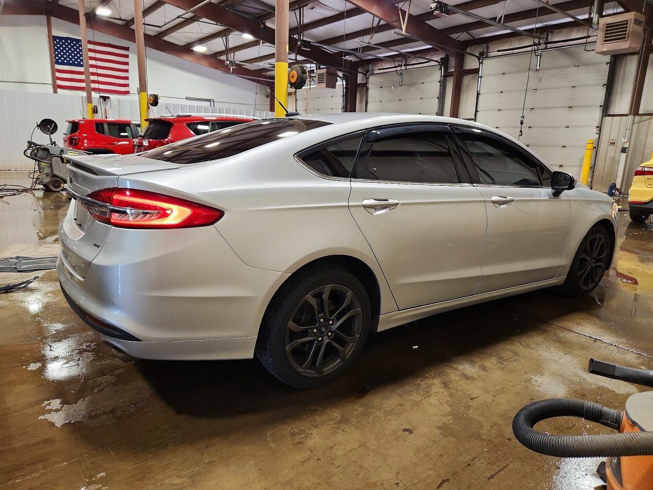 2018 Ford Fusion Se - Фото 3
