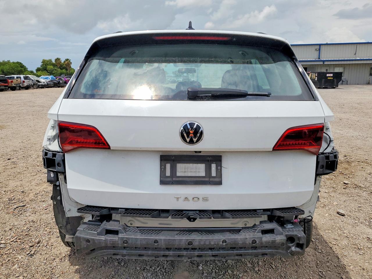 2022 Volkswagen Taos Se Black - Фото 6