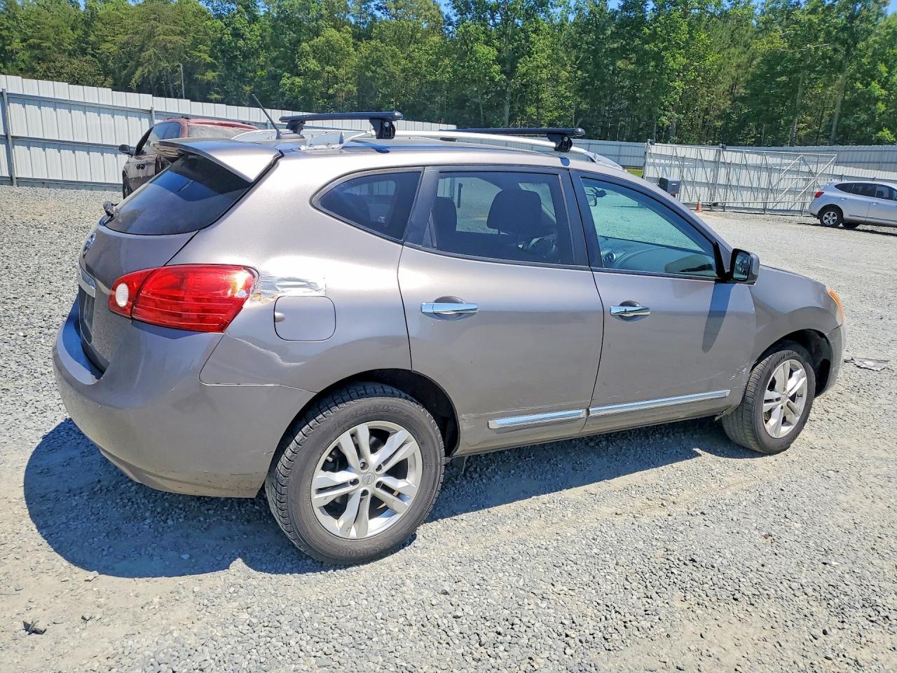 2013 Nissan Rogue S - Image 3