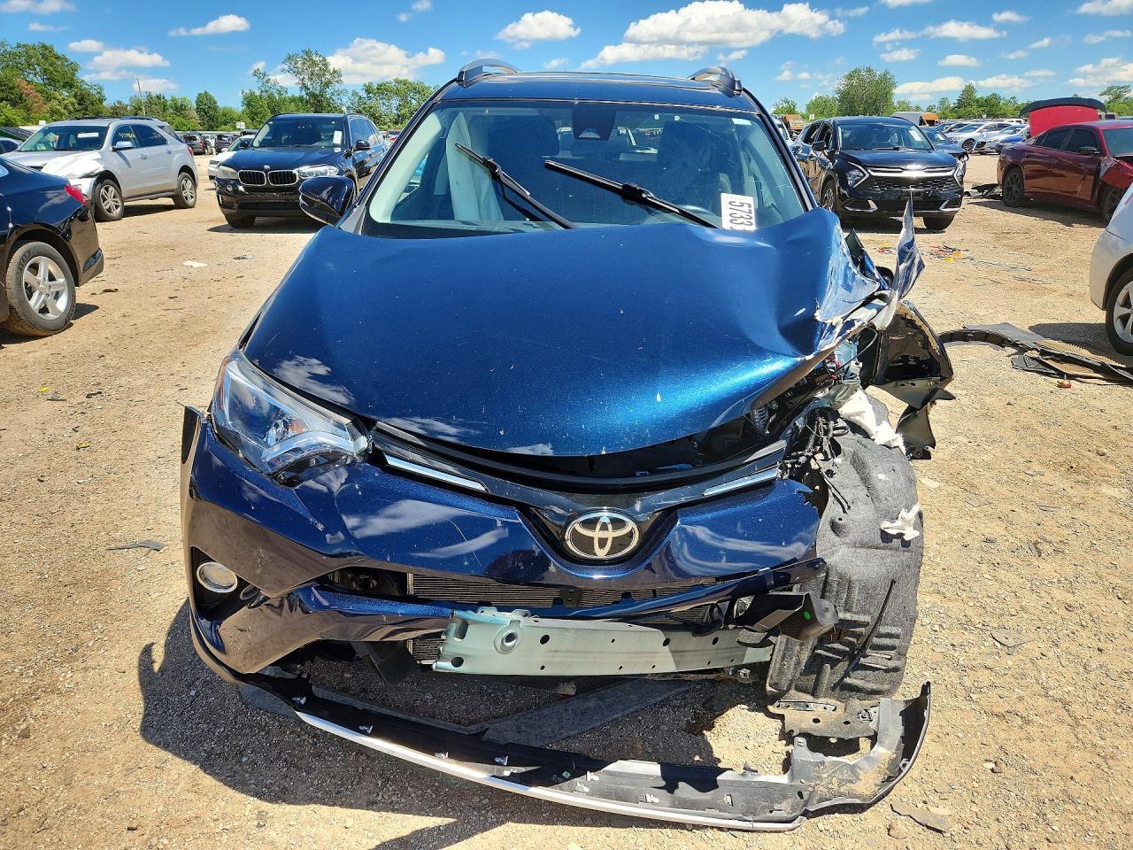 2018 Toyota Rav4 Xle - Image 5