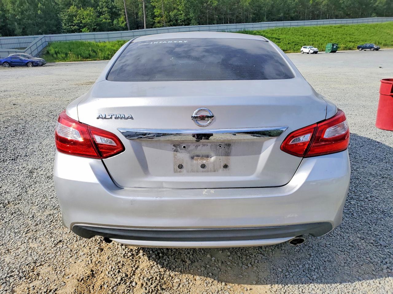 2017 Nissan Altima 2.5 S - Image 6