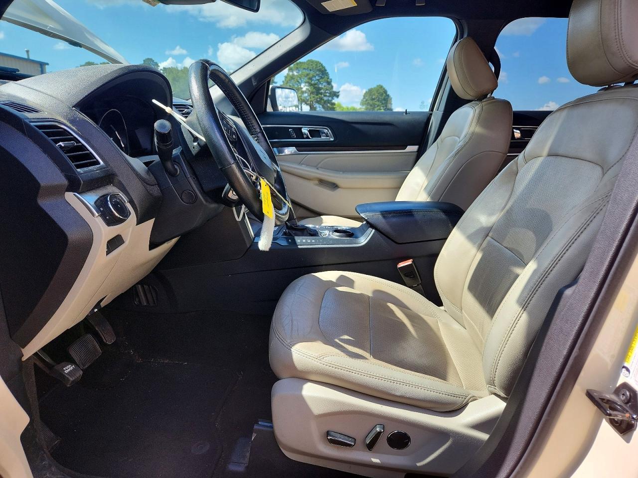 2018 Ford Explorer Limited - Image 7
