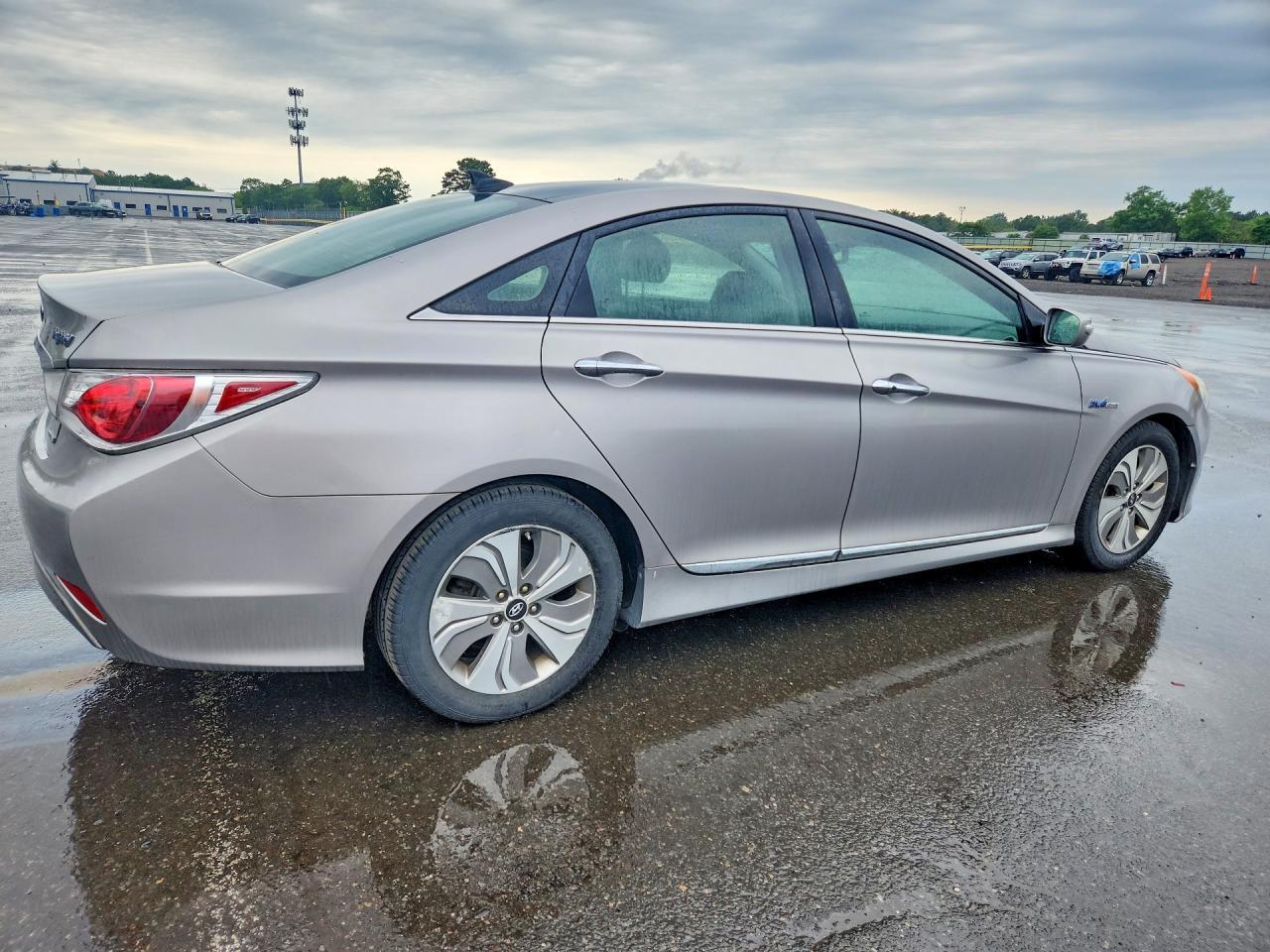 2013 Hyundai Sonata Hybrid - Фото 3