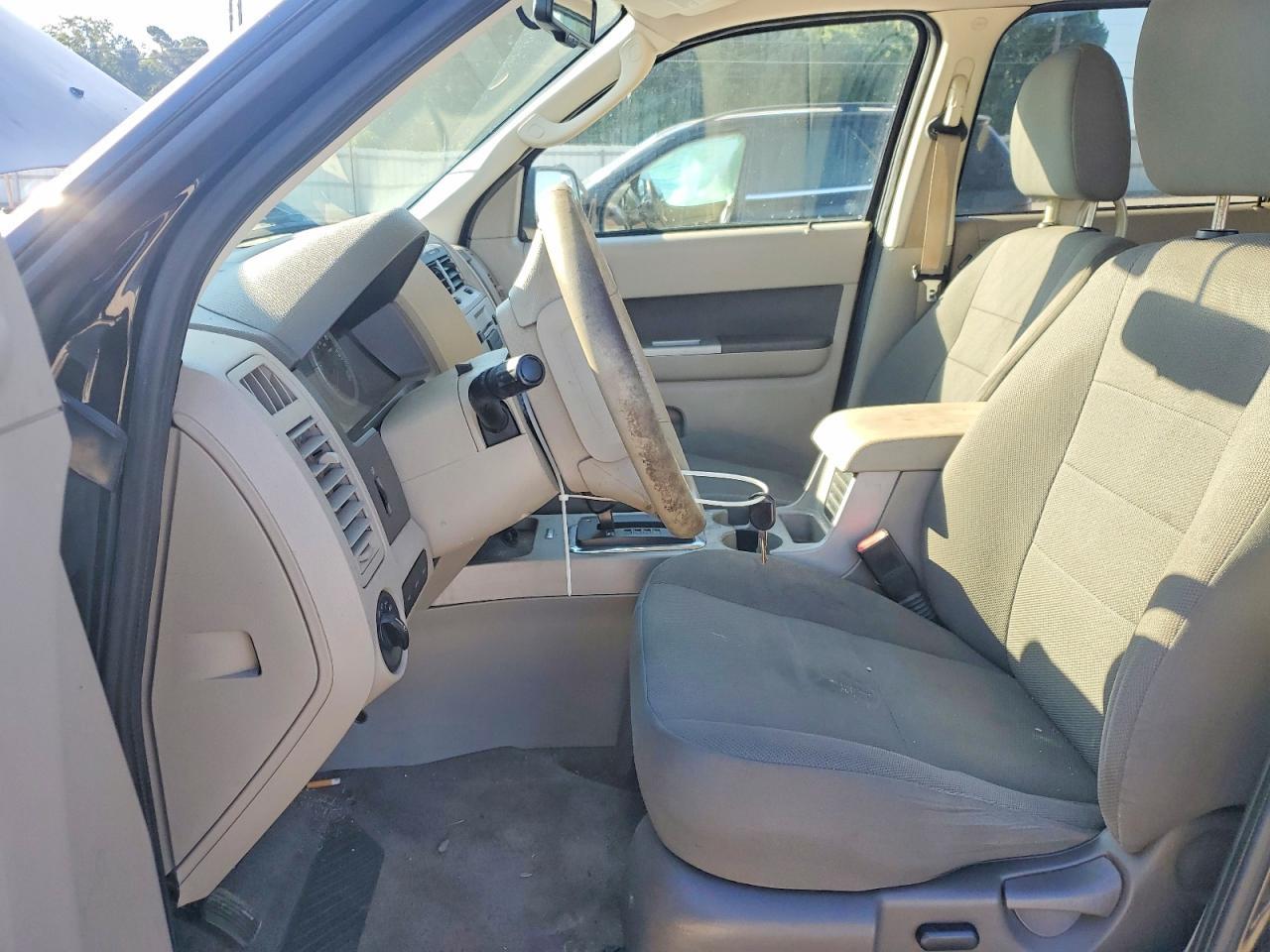 2010 Ford Escape Xlt - Image 7